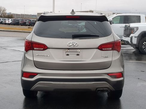 Used 2018 Hyundai Santa Fe Sport w/ 2.4L Value Package 02 image 4