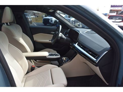 Used 2025 BMW X2 xDrive28i w/ Convenience Package image 14