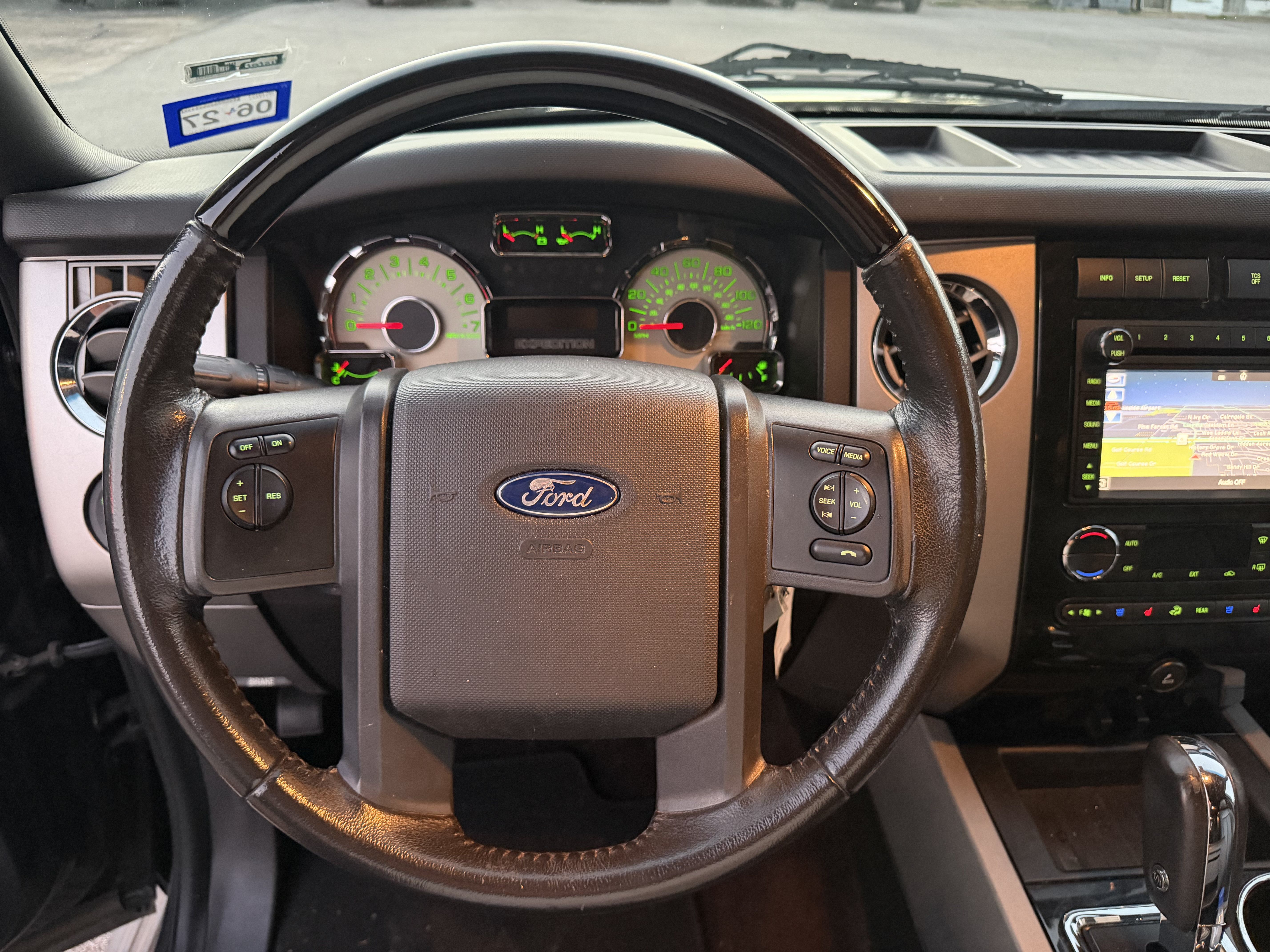 Used 2013 Ford Expedition Limited RWD image 22