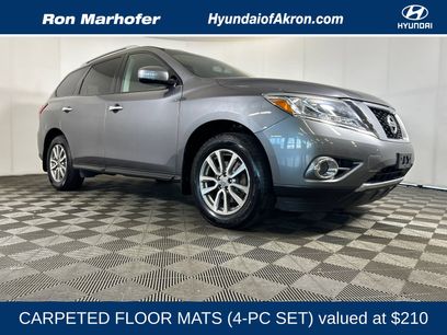 Used 2016 Nissan Pathfinder SV