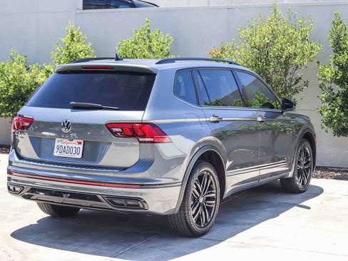 Used 2022 Volkswagen Tiguan SE R-Line FWD image 6