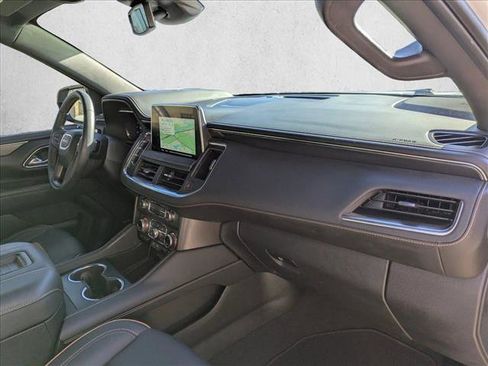 Used 2024 GMC Yukon AT4 w/ Technology Package image 23