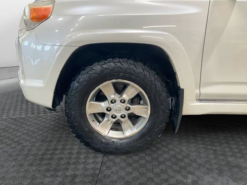 Used 2013 Toyota 4Runner SR5 w/ Premium Pkg w/3rd Row Seat AWD/4WD image 16