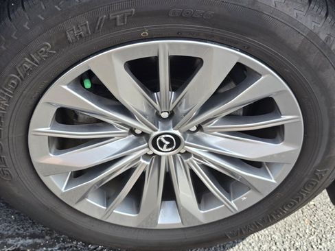 Used 2024 MAZDA CX-90 3.3 Turbo w/ Preferred Plus AWD/4WD image 21