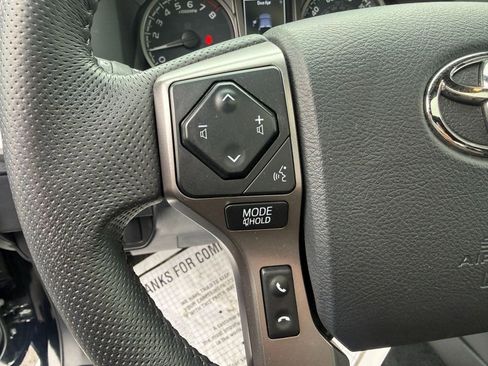 Used 2023 Toyota Tacoma Limited image 15