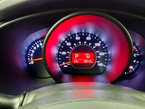 Used 2019 Kia Soul + FWD image 28
