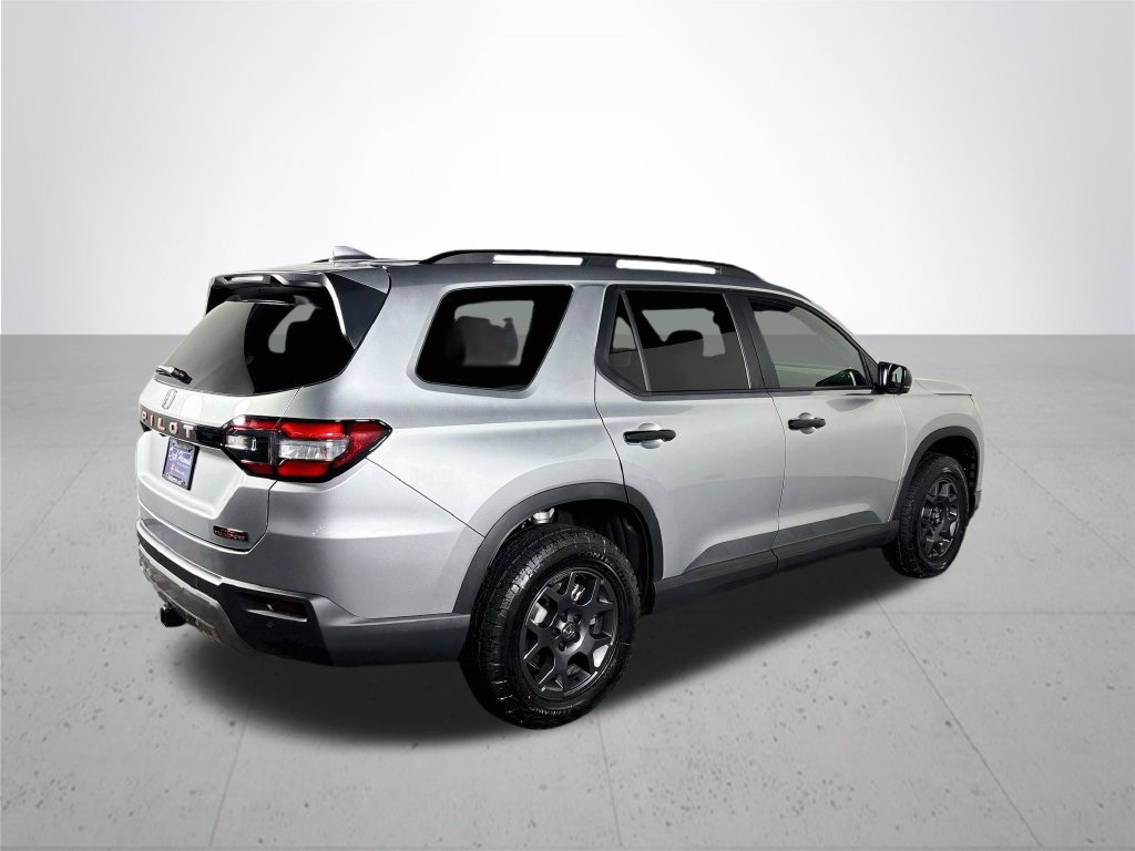 New 2026 Honda Pilot TrailSport image 6