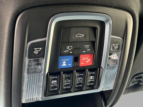 Used 2019 RAM 1500 Limited w/ Advanced Safety Group AWD/4WD image 24