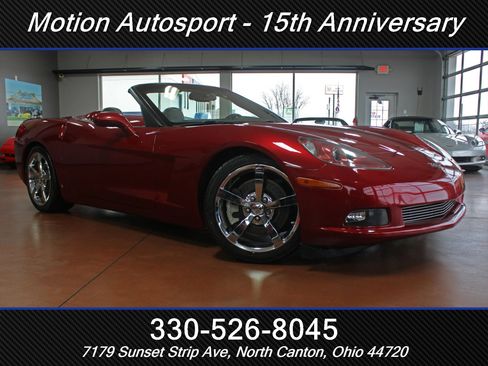 Used 2009 Chevrolet Corvette Convertible w/ Preferred Equipment Group image 2
