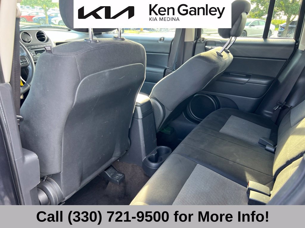 Used 2014 Jeep Patriot Latitude FWD image 40