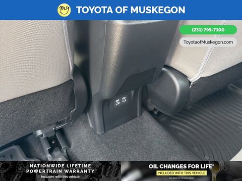 New 2026 Toyota Prius LE image 25