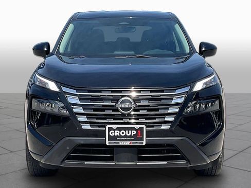Used 2024 Nissan Rogue SV FWD image 4