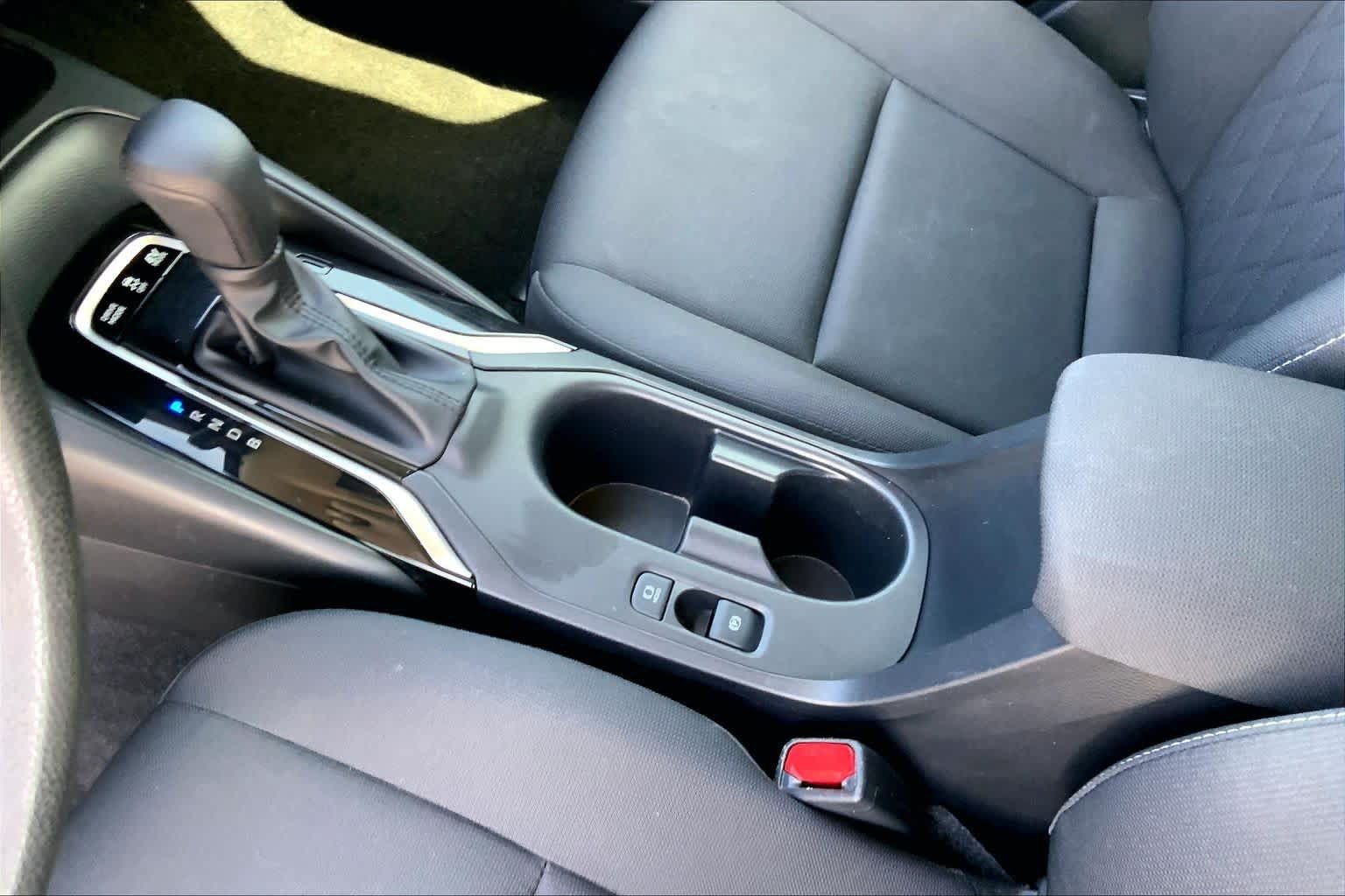 Used 2023 Toyota Corolla LE FWD image 16