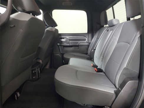 Used 2024 RAM 2500 Big Horn w/ Level 2 Equipment Group image 22