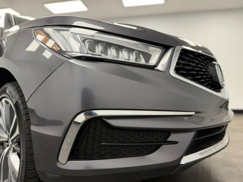 Used 2017 Acura MDX w/ Technology Package AWD/4WD image 16