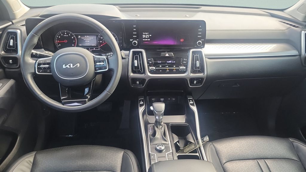 Used 2023 Kia Sorento S w/ Panoramic Sunroof Package FWD image 10