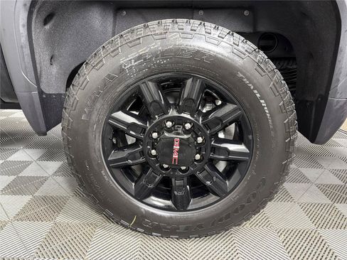 New 2026 GMC Sierra 2500 AT4 w/ AT4 Premium Plus Package AWD/4WD image 16