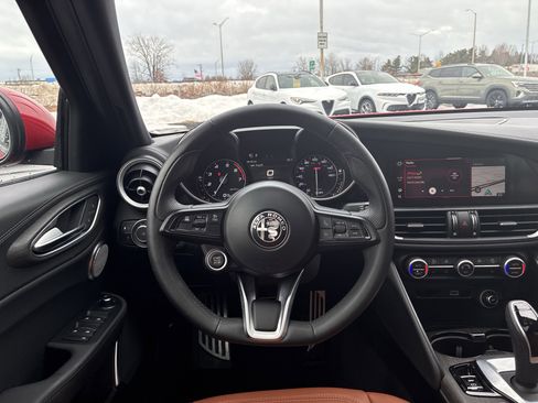 Certified 2022 Alfa Romeo Giulia Ti image 16