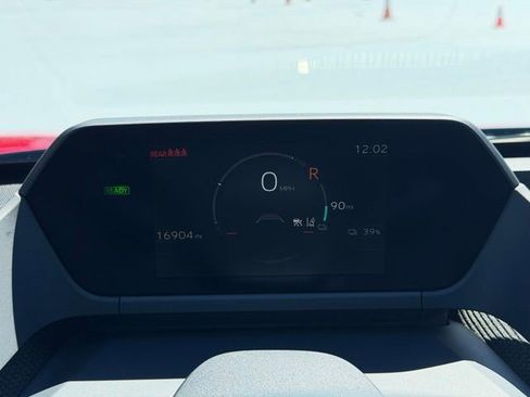 Certified 2024 Toyota bZ4X AWD image 29