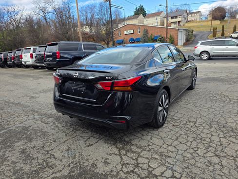 Used 2022 Nissan Altima 2.5 SV image 5