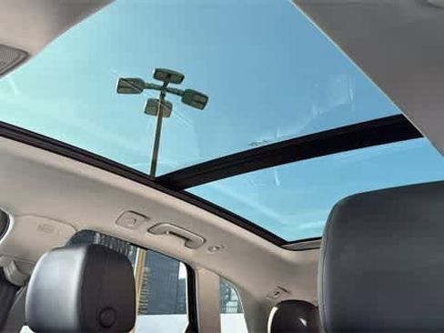 Used 2019 Audi Q5 Prestige w/ Prestige Package image 25