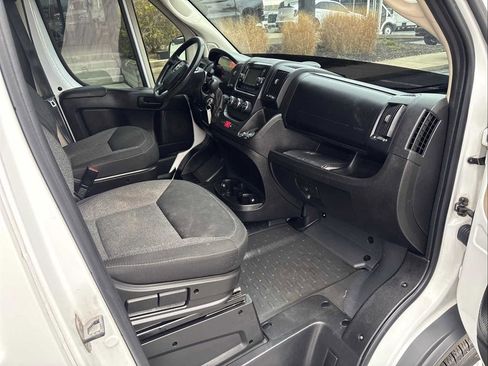 Used 2018 RAM ProMaster 3500 w/ Premium Appearance Group image 20