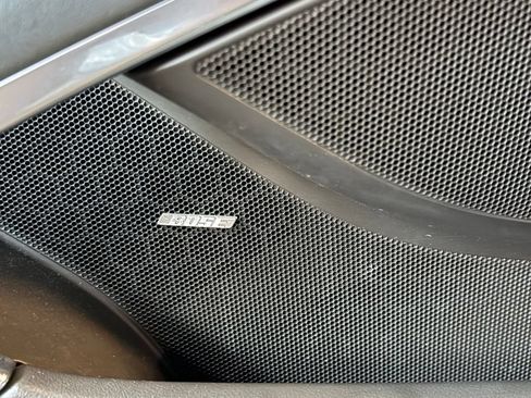 Used 2015 Porsche 911 Cabriolet image 16
