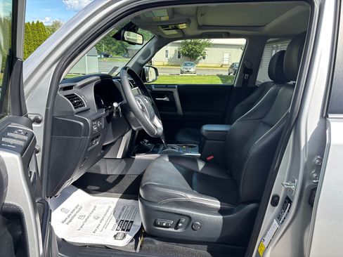Certified 2023 Toyota 4Runner Limited AWD/4WD image 13