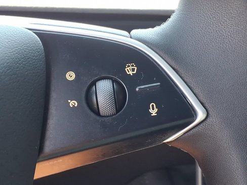 Used 2025 Tesla Model 3 Long Range AWD/4WD image 8