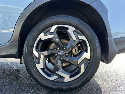 Used 2023 Subaru Crosstrek 2.5i Limited w/ Moonroof Package image 10