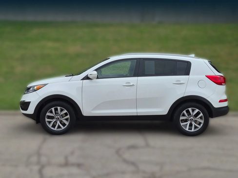 Used 2015 Kia Sportage LX FWD image 8