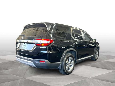 Used 2023 Honda Pilot EX-L image 8