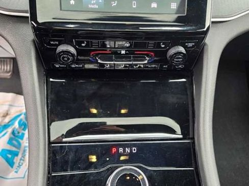 Used 2023 Jeep Grand Cherokee L Laredo AWD/4WD image 16