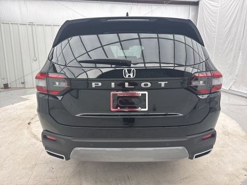 New 2026 Honda Pilot EX-L image 7