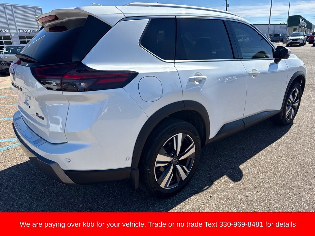 Used 2024 Nissan Rogue SL w/ SL Premium Package AWD/4WD image 7