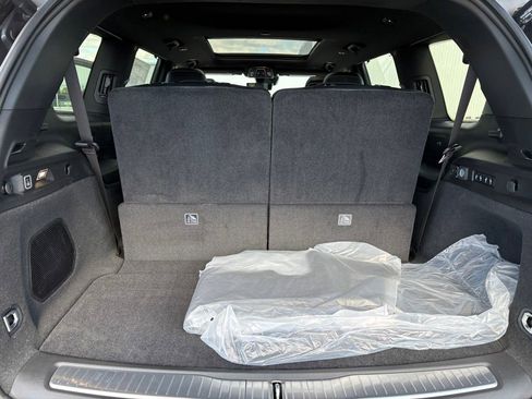 New 2025 Jeep Grand Cherokee L Overland w/ Luxury Tech Group IV AWD/4WD image 19