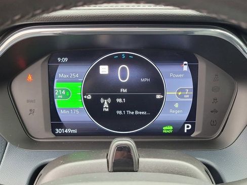 Used 2023 Chevrolet Bolt EUV Premier w/ Sun & Sound Package image 22