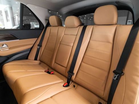 New 2026 Mercedes-Benz GLE 580 4MATIC image 32