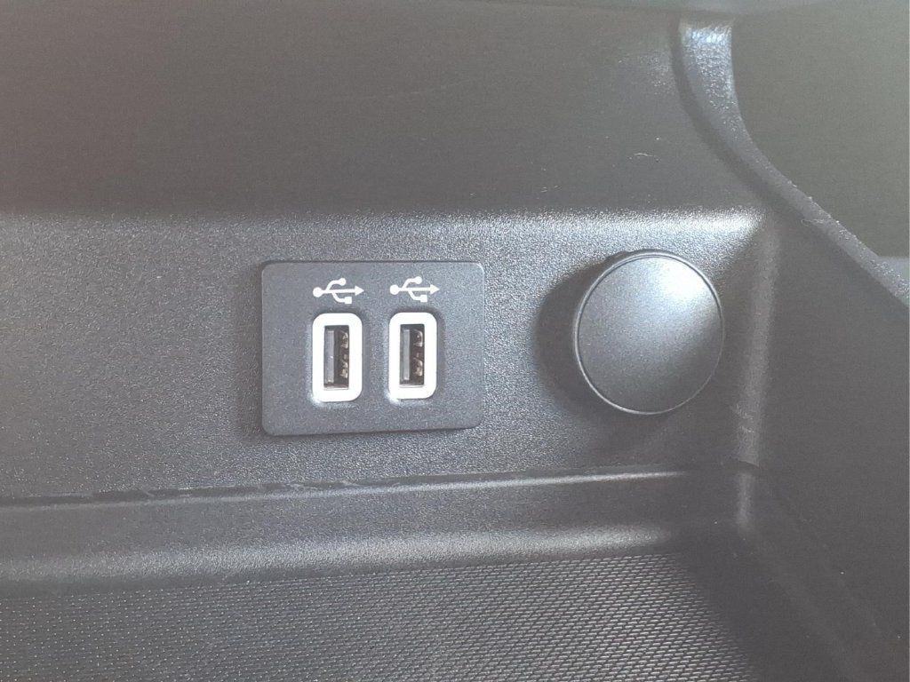 Certified 2020 Ford Fusion SE FWD image 20
