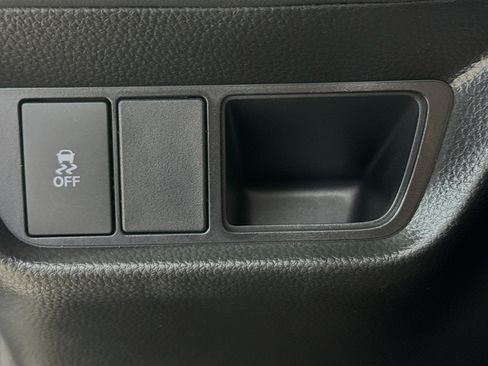 Certified 2026 Honda HR-V Sport image 9