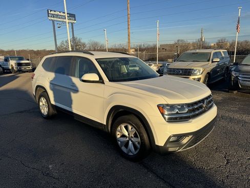 Used 2020 Volkswagen Atlas SE image 1