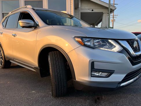 Used 2020 Nissan Rogue SL image 13