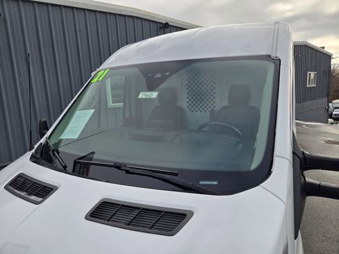 Used 2021 Ford Transit 250 Medium Roof image 20