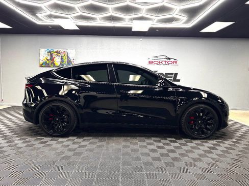 Used 2020 Tesla Model Y Performance image 15