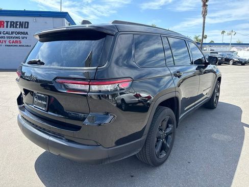 Used 2021 Jeep Grand Cherokee L Limited RWD image 11