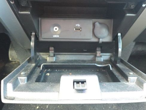 Used 2013 Ford F150 XLT w/ Luxury Equipment Group image 32