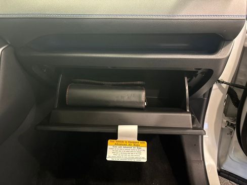 Used 2021 Toyota RAV4 XSE image 34