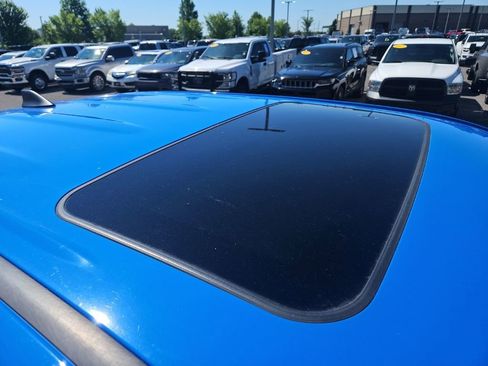 Used 2019 Toyota Tacoma TRD Pro AWD/4WD image 9