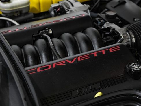 Used 2000 Chevrolet Corvette Convertible w/ Memory Pkg image 43