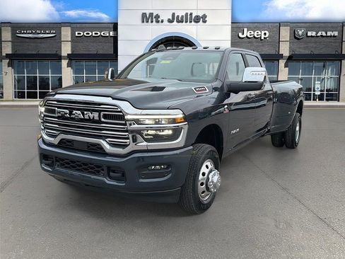 New 2026 RAM 3500 Laramie w/ Towing Technology Group image 8